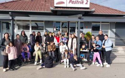 Učenici posebnih odjela u posjetu pekari Paštrik 2