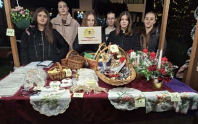 Kreativne rukotvorine naših zadrugara na Adventu u Taveliću