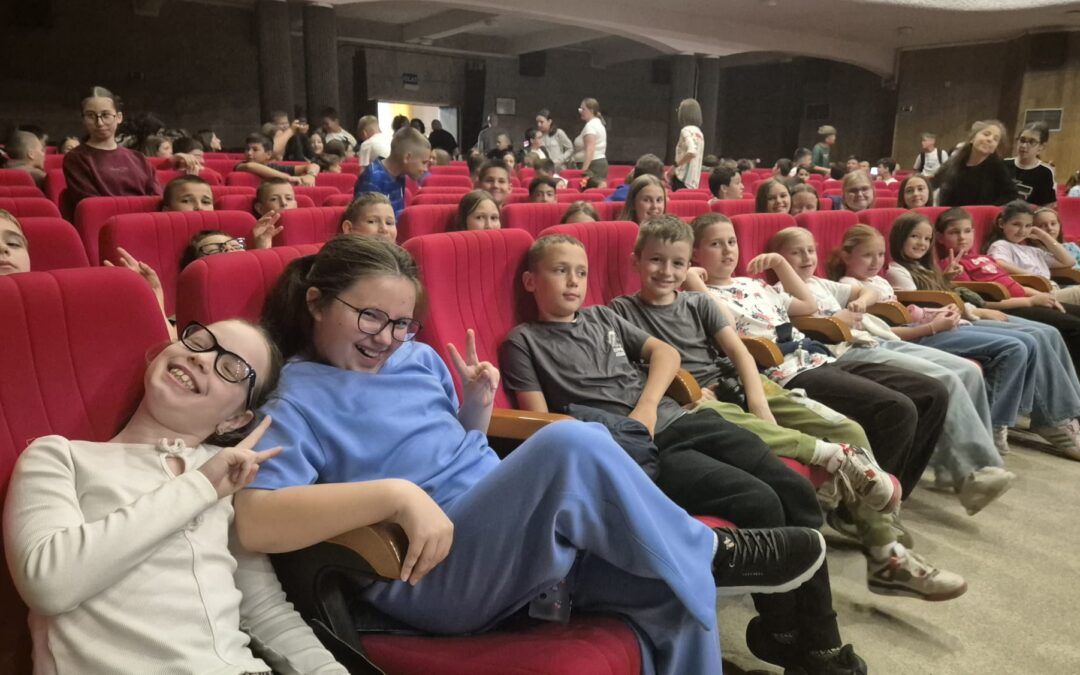 Učenici posjetili kazališnu predstavu u sklopu Festivala glumca