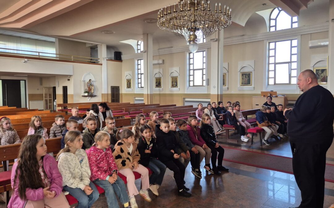 Prvašići u posjetu župnoj crkvi sv. Nikole Tavelića
