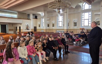 Prvašići u posjetu župnoj crkvi sv. Nikole Tavelića